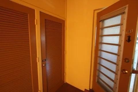 Very convenient unit close to I95, Federal Hwy, near shopping - Beach Condo for sale in Pompano Beach, Florida on Beachhouse.com