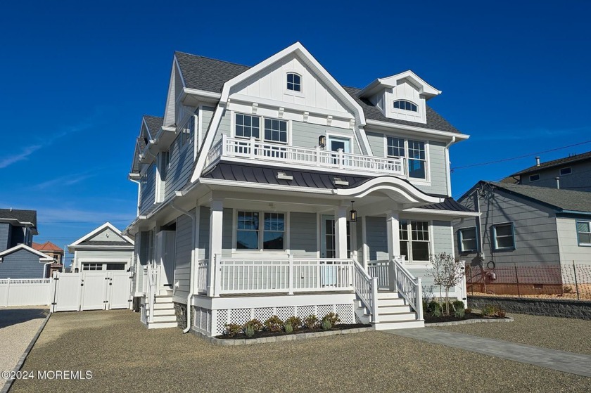 Coastal elegance at its best describes yet another MGC - Beach Home for sale in Lavallette, New Jersey on Beachhouse.com