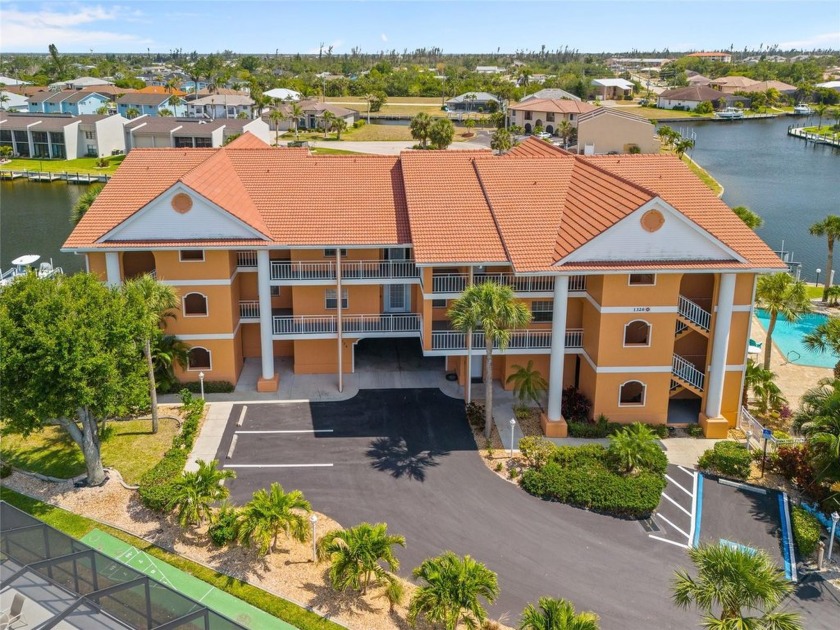PUNTA GORDA ISLES!! FURNISHED 3 BEDROOM, 2 BATH, TOP FLOOR - Beach Condo for sale in Punta Gorda, Florida on Beachhouse.com