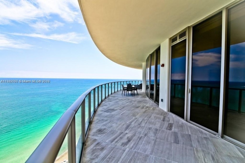 Priced to sell fast. This Spacious Turnkey home is a true unique - Beach Condo for sale in Bal  Harbour, Florida on Beachhouse.com