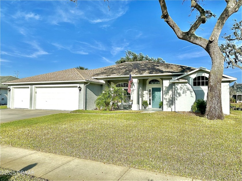 Wake up to breathtaking sunrises over the water in this - Beach Home for sale in South Daytona, Florida on Beachhouse.com