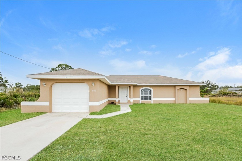 Discover this well maintained 3 bedroom, 2 bathroom home - Beach Home for sale in Lehigh Acres, Florida on Beachhouse.com