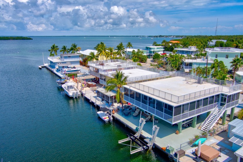 Welcome to bayfront living at its finest! Nestled in a tranquil - Beach Home for sale in Key Largo, Florida on Beachhouse.com