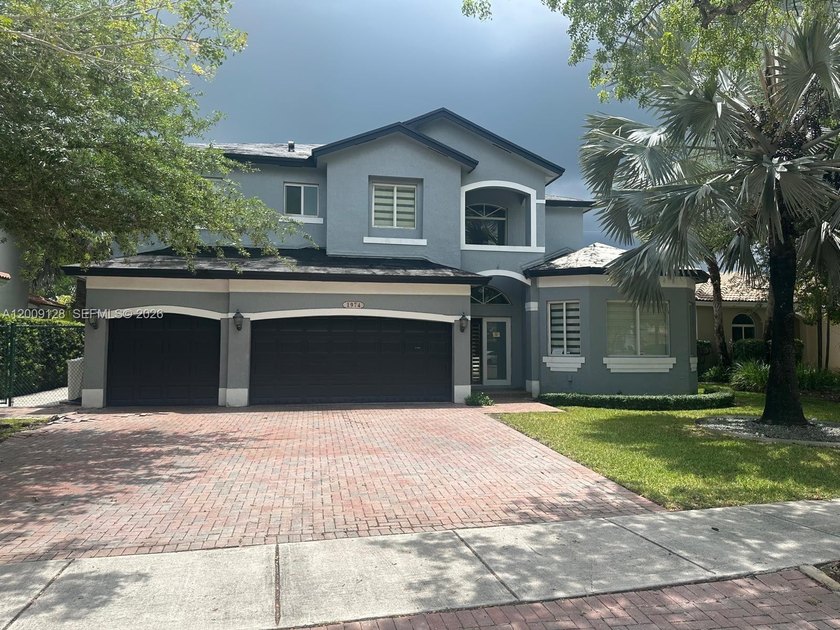 SPACIOUS PALM ISLES ESTATE HOME WITH GOLF VIEWS.  This 5-bedroom - Beach Home for sale in Homestead, Florida on Beachhouse.com