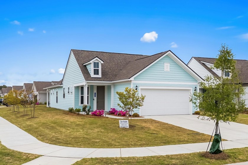 Welcome to effortless coastal living in this nearly new 2024 - Beach Home for sale in North Myrtle Beach, South Carolina on Beachhouse.com