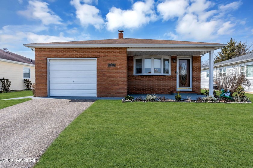 Welcome to this beautifully remodeled Lakeview model in - Beach Home for sale in Toms River, New Jersey on Beachhouse.com