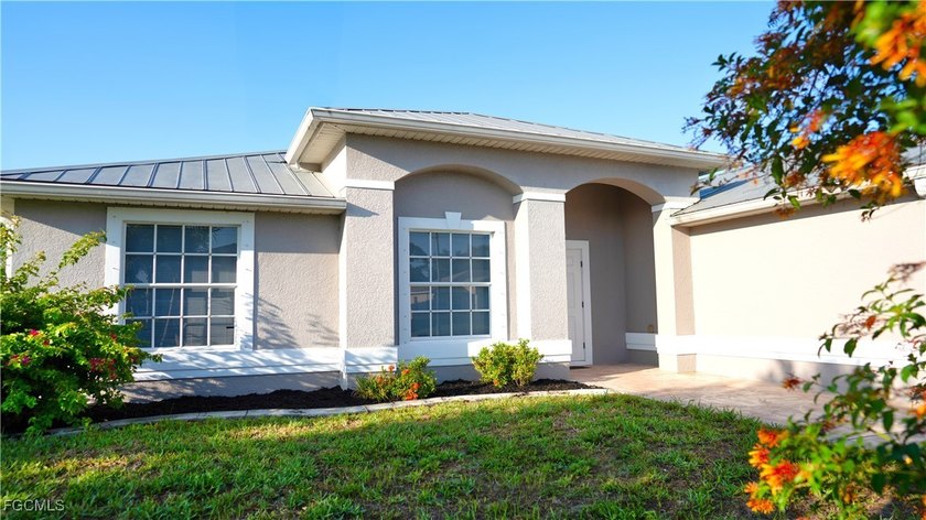 Beautiful 3 bed, 2 bath , 2 car garage home with heated Pool & - Beach Home for sale in Cape Coral, Florida on Beachhouse.com