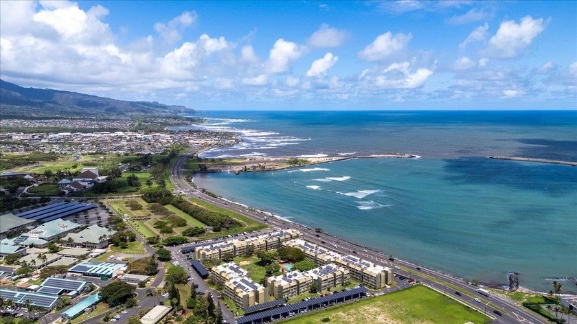 Location, value, and convenience!  This bright 2 bedroom, 1 bath - Beach Condo for sale in Kahului, Hawaii on Beachhouse.com