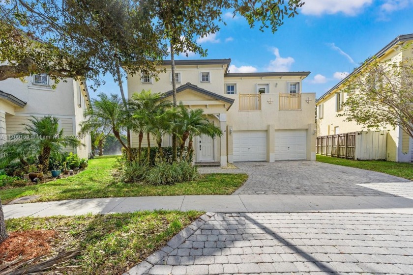 Welcome to this beautiful 4-bedroom, 3-bathroom home in the - Beach Home for sale in Homestead, Florida on Beachhouse.com