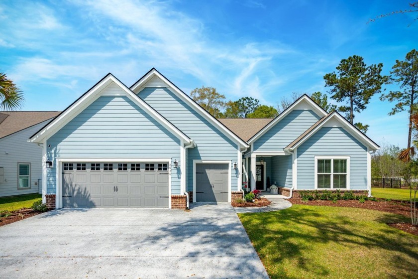 One of the last home sites you can build a pool in the back yard - Beach Home for sale in Johns Island, South Carolina on Beachhouse.com