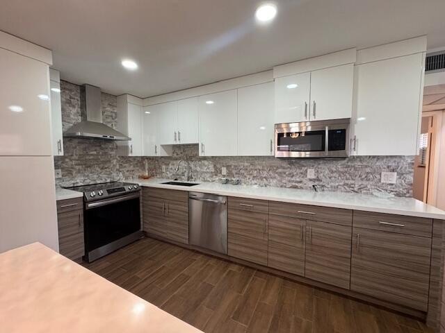 Don't miss the opportunity to own your Sunshine Residence ! This - Beach Condo for sale in Delray Beach, Florida on Beachhouse.com