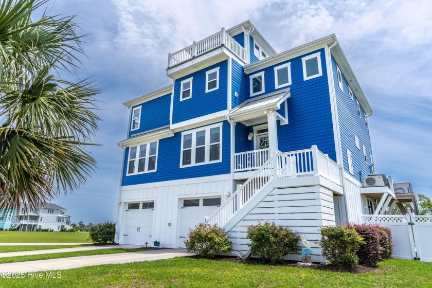 Home For Sale in Holly Ridge - Beach Home for sale in Holly Ridge, North Carolina on Beachhouse.com