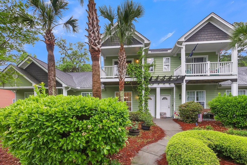 This charming townhouse is nestled in the sweet neighborhood of - Beach Home for sale in Johns Island, South Carolina on Beachhouse.com
