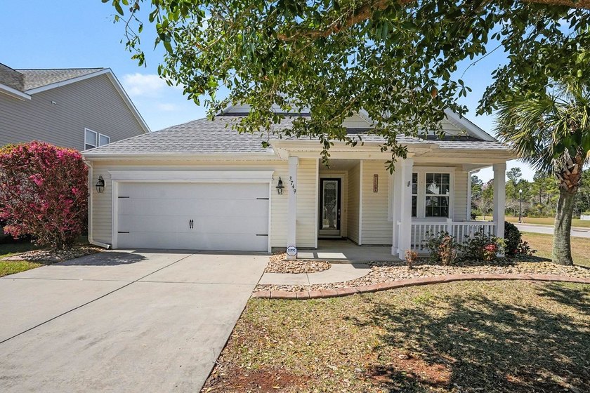 Welcome home. This beautiful gas heated ranch in Carolina - Beach Home for sale in Myrtle Beach, South Carolina on Beachhouse.com