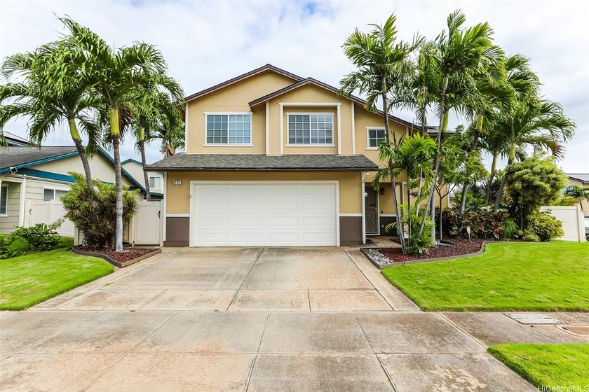 Beautifully upgraded and move-in ready, this Ewa Gentry home - Beach Home for sale in Ewa Beach, Hawaii on Beachhouse.com