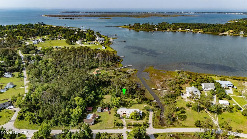 A little piece of paradise! This 3/4 acre tract of land is - Beach Lot for sale in Marshallberg, North Carolina on Beachhouse.com