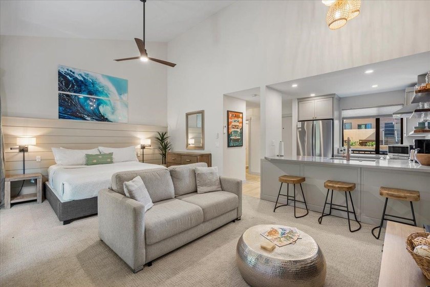 Welcome to Wailea Ekahi 52E! Remodeled and fully furnished, this - Beach Condo for sale in Kihei, Hawaii on Beachhouse.com