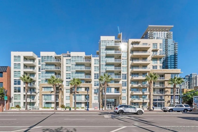 Assumable 2.875% VA Loan in Breeza! Downtown's Little Italy - Beach Condo for sale in San Diego, California on Beachhouse.com