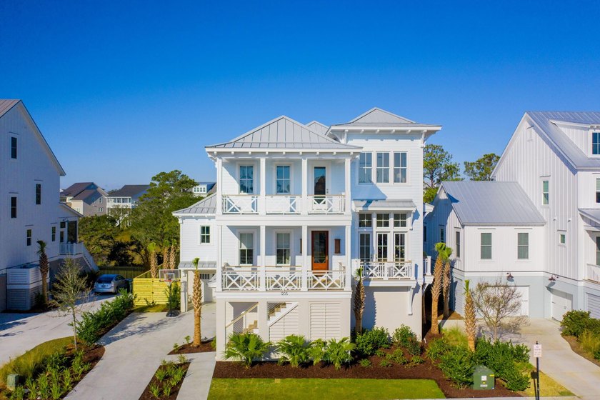 Spectacular views, stunning architectural design and a fully - Beach Home for sale in Charleston, South Carolina on Beachhouse.com