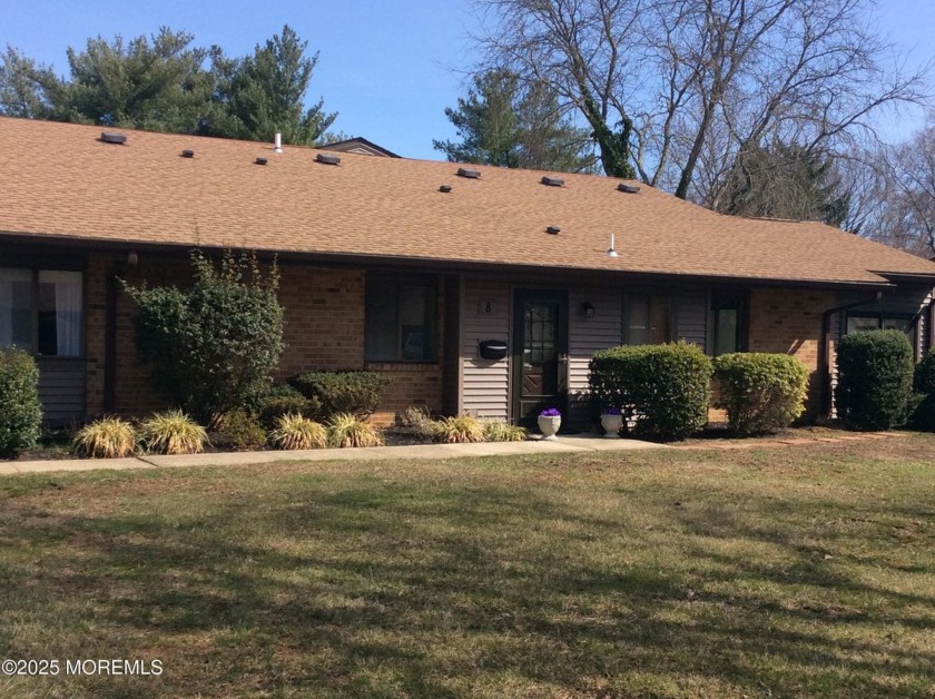 MAJOR PRICE REDUCTION! This updated 2 BR ranch style end unit - Beach Home for sale in Red Bank, New Jersey on Beachhouse.com
