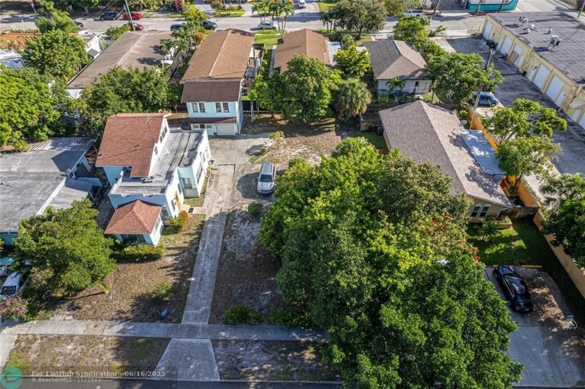 INVESTOR ALERT! 627-629 Valley Forge Rd is a blank-slate - Beach Lot for sale in West Palm Beach, Florida on Beachhouse.com