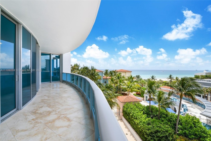 Stunning Oceanfront 3-Bedroom split floor plan in the most - Beach Condo for sale in Miami Beach, Florida on Beachhouse.com
