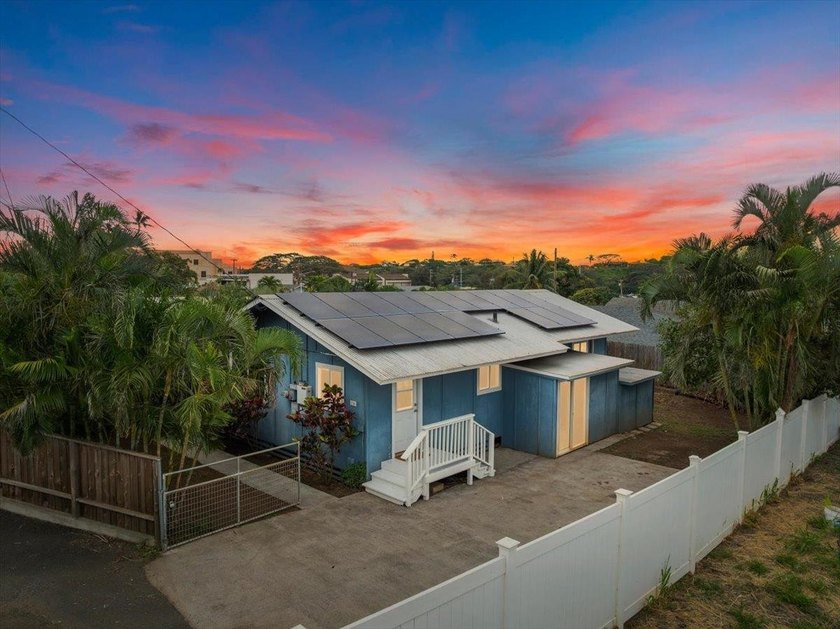 No HOA fees, pre-paid PV, and your own private yard in the heart - Beach Home for sale in Wailuku, Hawaii on Beachhouse.com