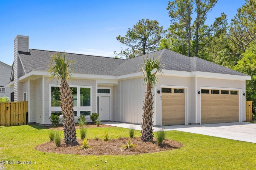 Experience the best of Carolina Beach in this newly completed - Beach Home for sale in Carolina Beach, North Carolina on Beachhouse.com