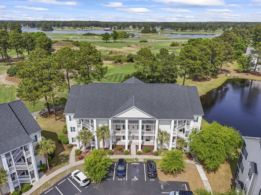 Step into this bright and spacious 3 bedroom, 2 bath condo - Beach Condo for sale in Myrtle Beach, South Carolina on Beachhouse.com