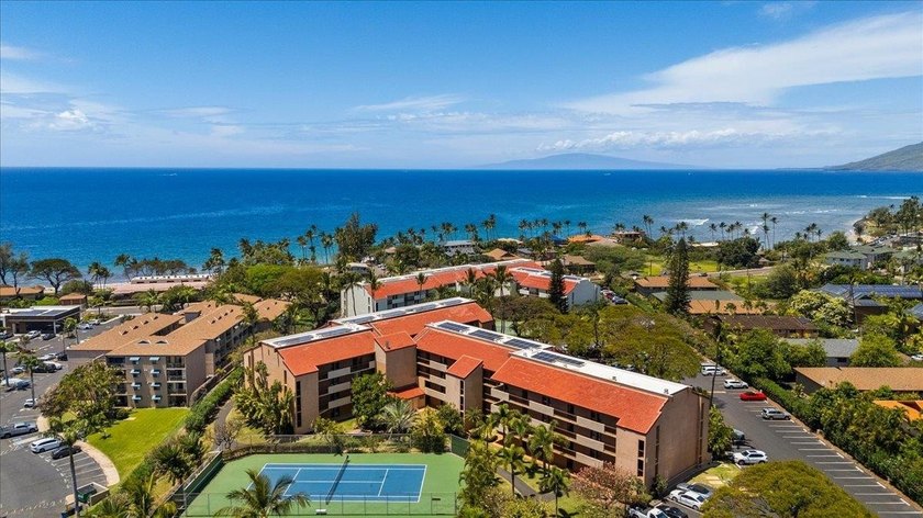 Top-floor 2-bedroom, 2-bathroom Maui Vista condo in highly - Beach Condo for sale in Kihei, Hawaii on Beachhouse.com