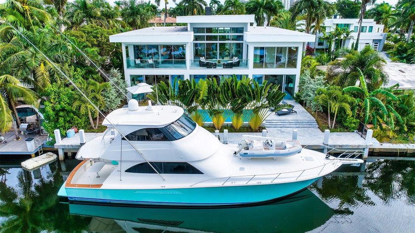 Chic New Construction 7-Bedroom Residence Sited on 85' of - Beach Home for sale in Fort Lauderdale, Florida on Beachhouse.com