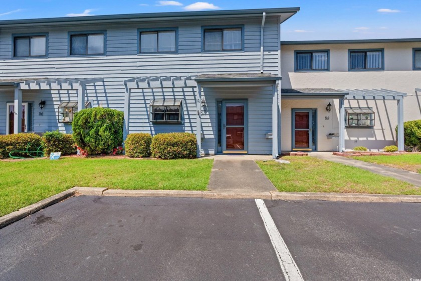 Affordable townhouse living minutes from the great Atlantic - Beach Townhome/Townhouse for sale in Little River, South Carolina on Beachhouse.com