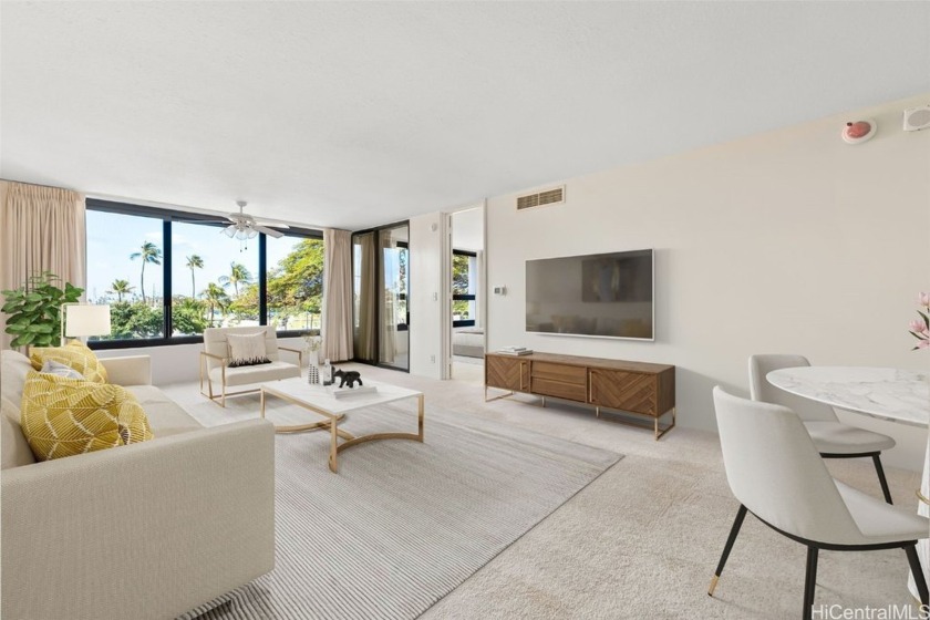 NEW PRICE!!! Ocean side unit in the front row Yacht Harbor - Beach Condo for sale in Honolulu, Hawaii on Beachhouse.com