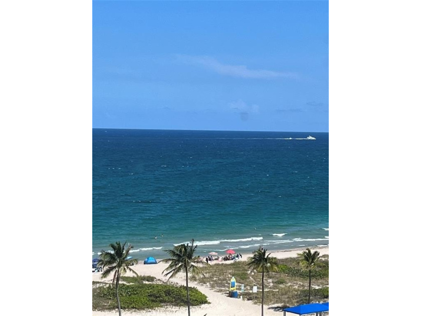 CORNER UNIT in popular Ocean Place, a PET FRIENDLY condo with - Beach Condo for sale in Pompano Beach, Florida on Beachhouse.com