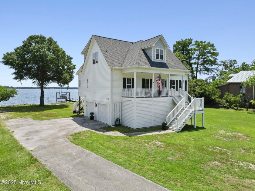 Experience the perfect blend of comfort, style, and serene - Beach Home for sale in New Bern, North Carolina on Beachhouse.com