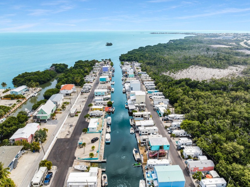 Welcome to Key By the Sea - a charming RV and mobile home - Beach Lot for sale in Marathon, Florida on Beachhouse.com