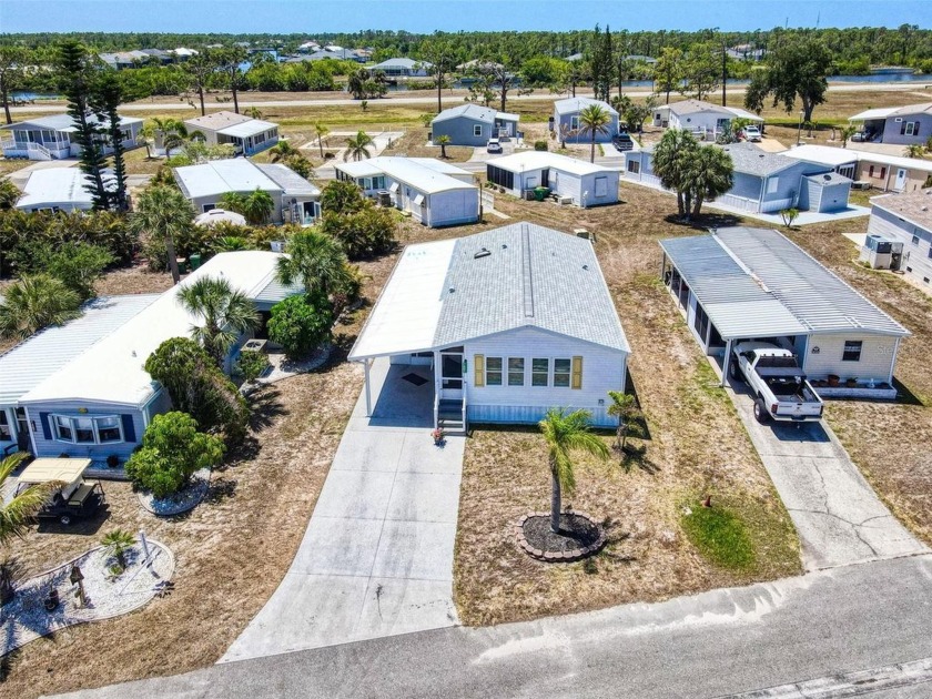 LOOKING FOR THAT PERFECT PLACE TO LIVE THE FLORIDA DREAM? THIS - Beach Home for sale in Port Charlotte, Florida on Beachhouse.com