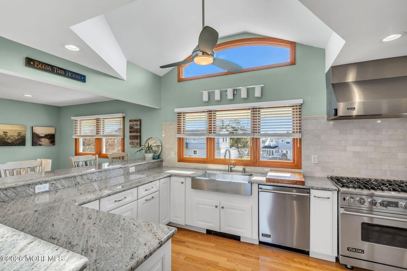 Custom Built Silver Bay Retreat minutes from GSP .Turnkey - Beach Home for sale in Toms River, New Jersey on Beachhouse.com