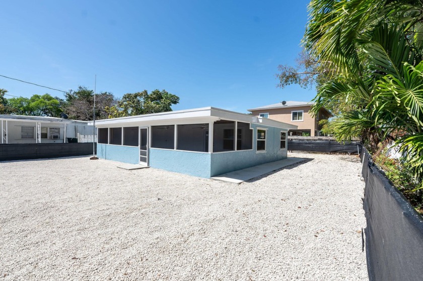 Recently remodeled  and updated charming one story home  is move - Beach Home for sale in Key Largo, Florida on Beachhouse.com