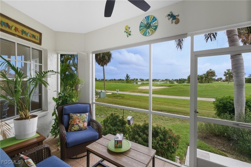 RARELY AVAILABLE condo in THE RETREAT AT BURNT STORE ISLES! The - Beach Condo for sale in Punta Gorda, Florida on Beachhouse.com