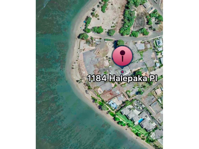 Discover an exceptional opportunity to build in the heart of - Beach Lot for sale in Lahaina, Hawaii on Beachhouse.com
