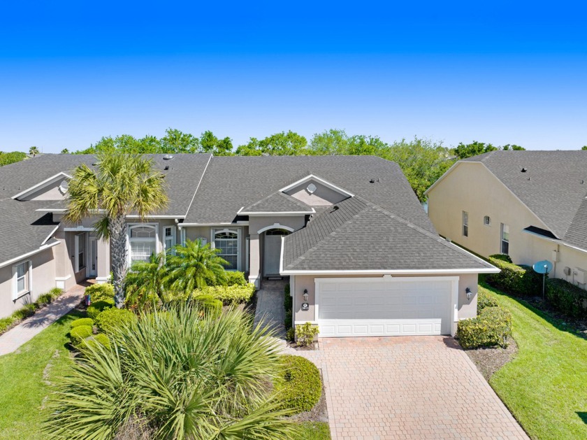 Well maintained townhouse situated on a lake in the active - Beach Townhome/Townhouse for sale in Melbourne, Florida on Beachhouse.com
