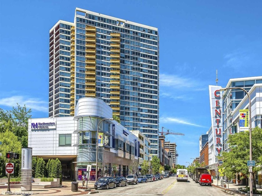 INVESTORS ONLY! UNIT RENTED UNTIL JULY 14, 2026. Welcome to - Beach Home for sale in Evanston, Illinois on Beachhouse.com