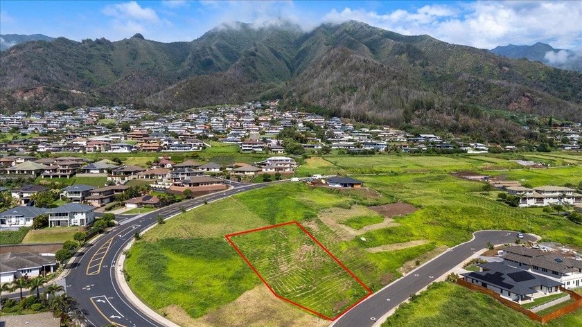 If Wai'olu Estates is where you want to build, Lot 42 is where - Beach Lot for sale in Wailuku, Hawaii on Beachhouse.com