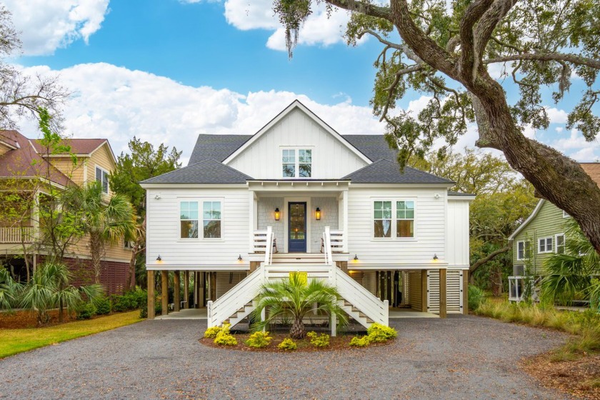 Brand new 3 custom-built luxury home next to bike path with a - Beach Home for sale in Edisto Island, South Carolina on Beachhouse.com