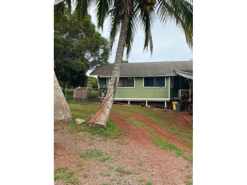 Rare and Unique opportunity to own a Kama'aina Home on Molokai - Beach Home for sale in Kaunakakai, Hawaii on Beachhouse.com