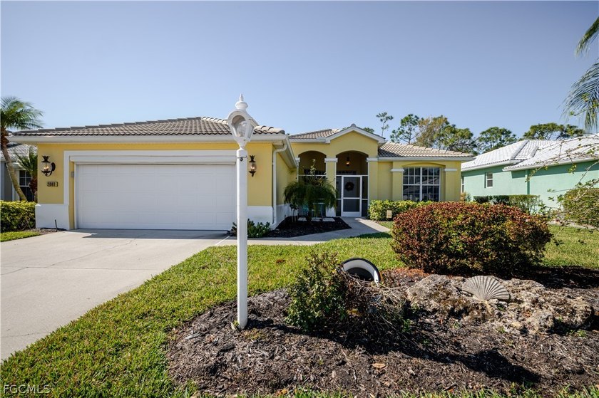Welcome to this beautifully maintained Ibis II model home in the - Beach Home for sale in North Fort Myers, Florida on Beachhouse.com