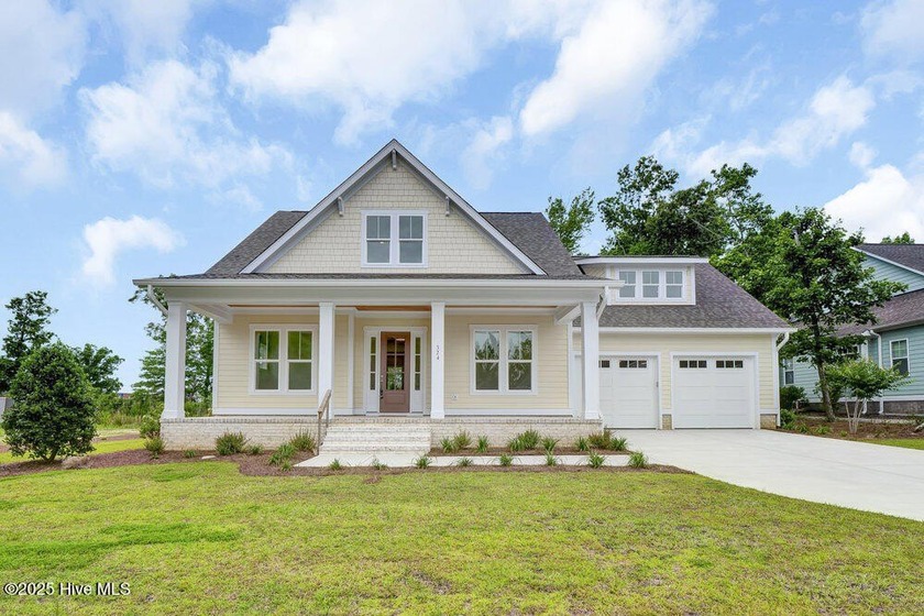 Welcome to 324 Grayhawk Circle, nestled in the exclusive gated - Beach Home for sale in Wilmington, North Carolina on Beachhouse.com