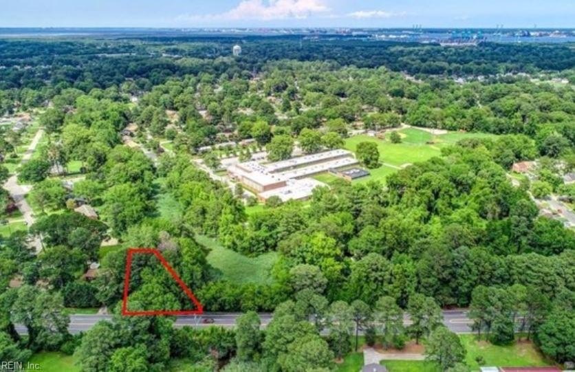 Vacant LOT located in Siesta Gardens, wooded lot that backs up - Beach Lot for sale in Portsmouth, Virginia on Beachhouse.com