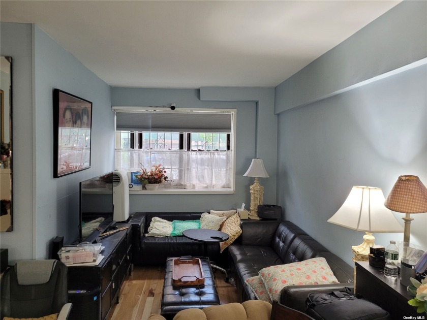 Very Affordable Residence, ideally configured for *work at home* - Beach Home for sale in Forest Hills, New York on Beachhouse.com